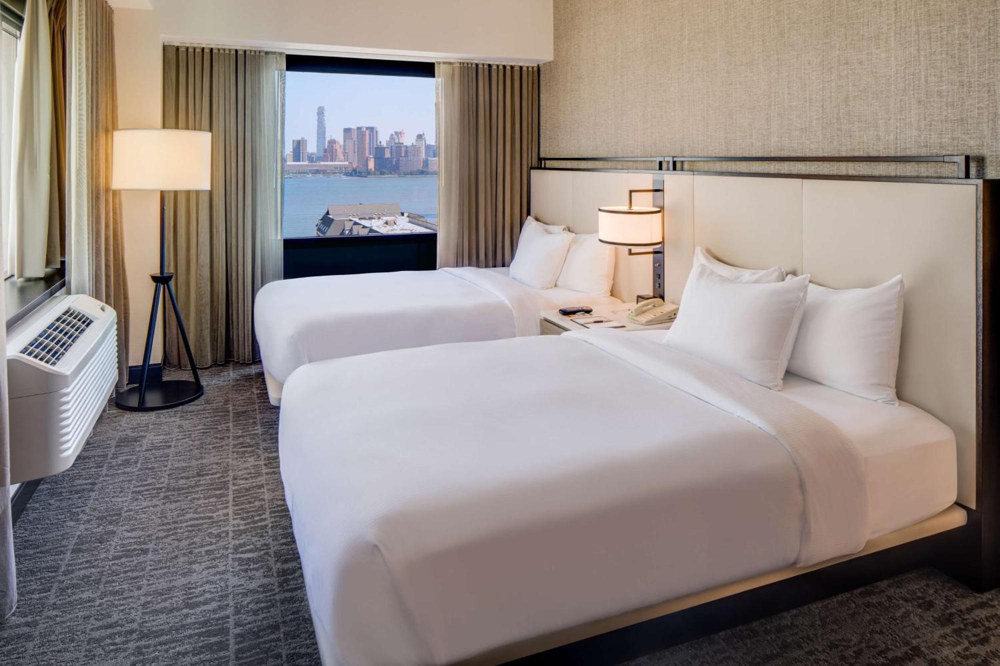 Premium Double Suite with View - Non-Smoking,1552286440:JPEG
